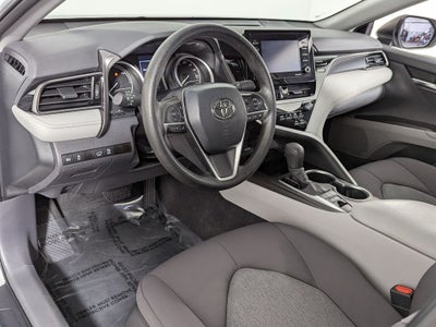 2022 Toyota Camry Hybrid LE