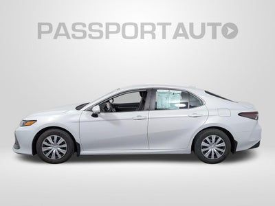 2022 Toyota Camry Hybrid LE