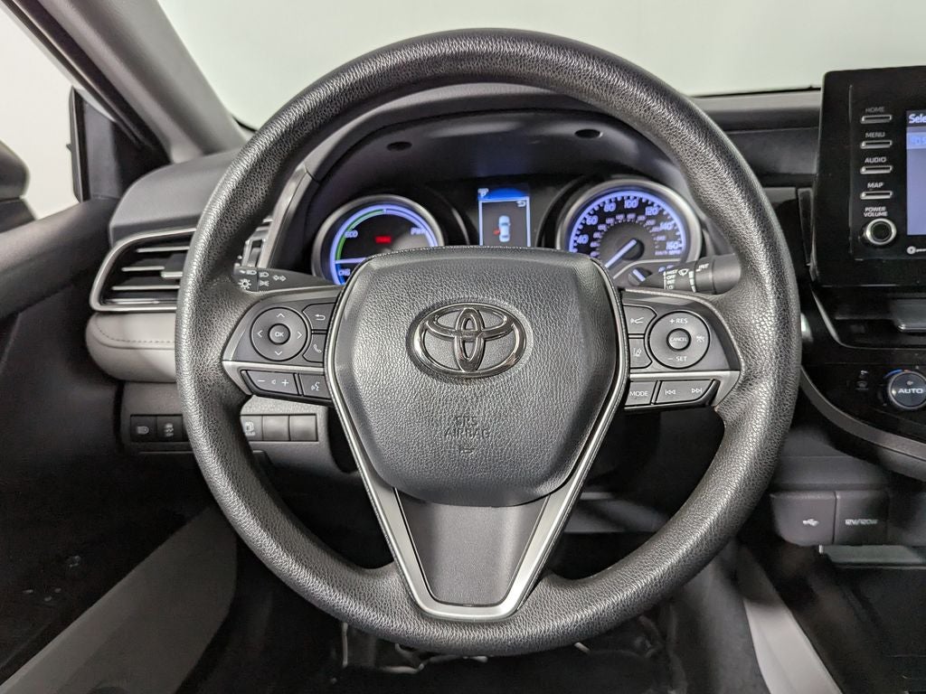 2022 Toyota Camry Hybrid LE