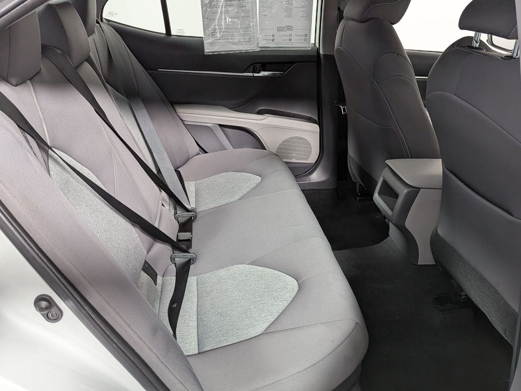 2022 Toyota Camry Hybrid LE