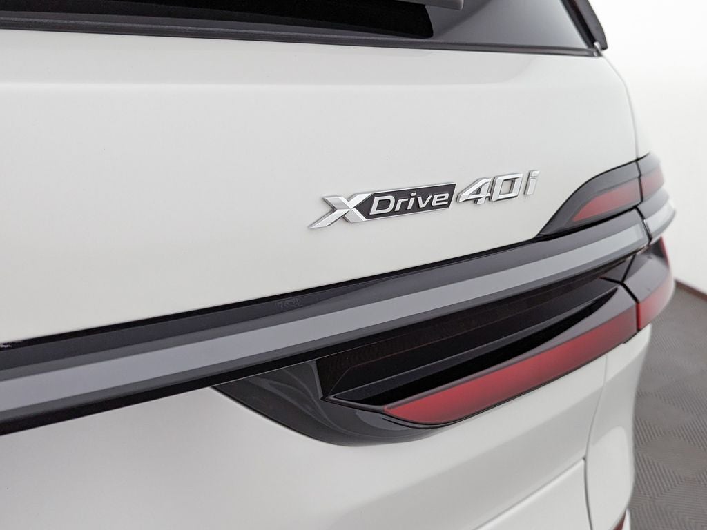 2026 BMW X7 xDrive40i