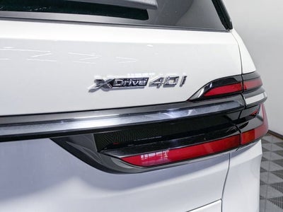 2023 BMW X7 xDrive40i