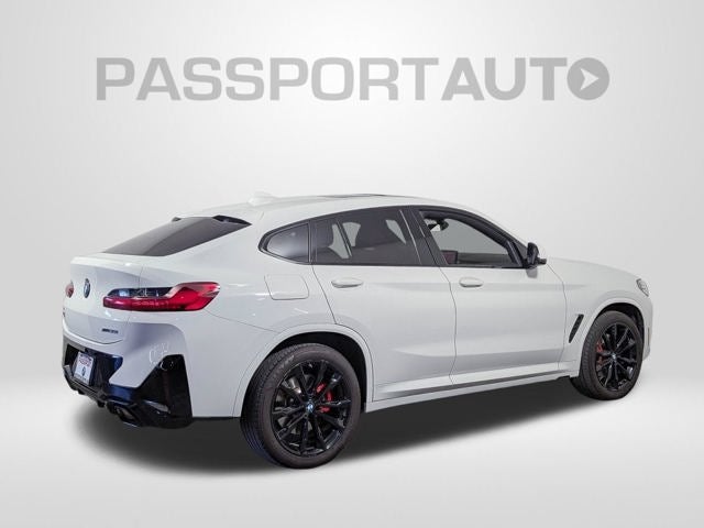 2023 BMW X4 xDrive30i