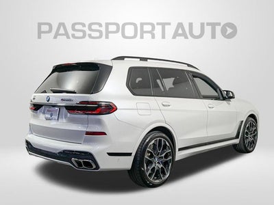 2024 BMW X7 M60i