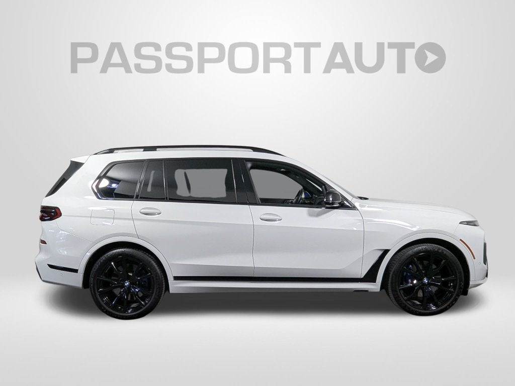2024 BMW X7 M60i