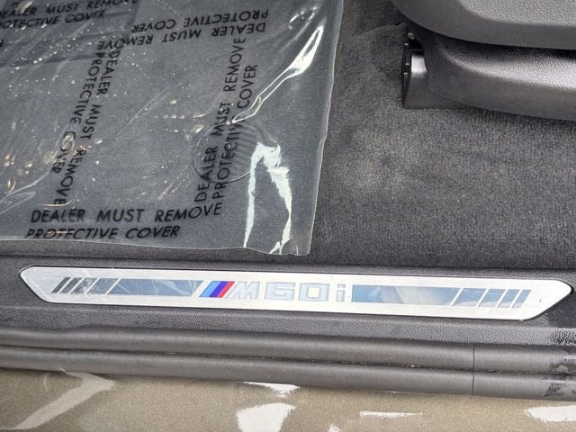 2025 BMW X5 M60i