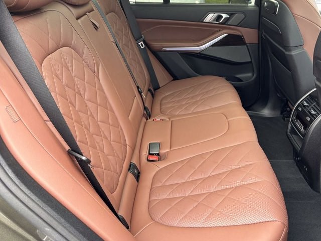 2025 BMW X5 M60i