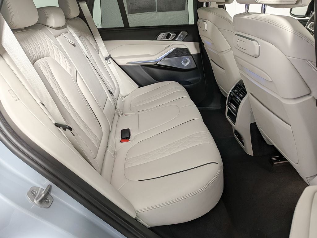 2024 BMW X5 M60i