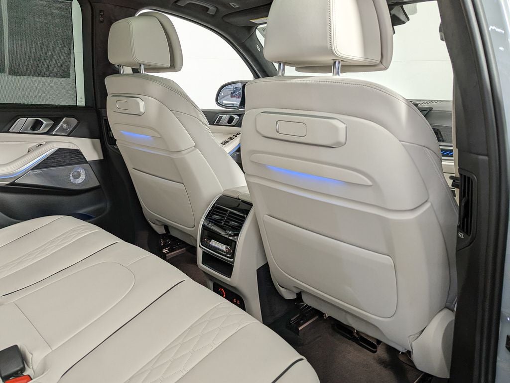2024 BMW X5 M60i