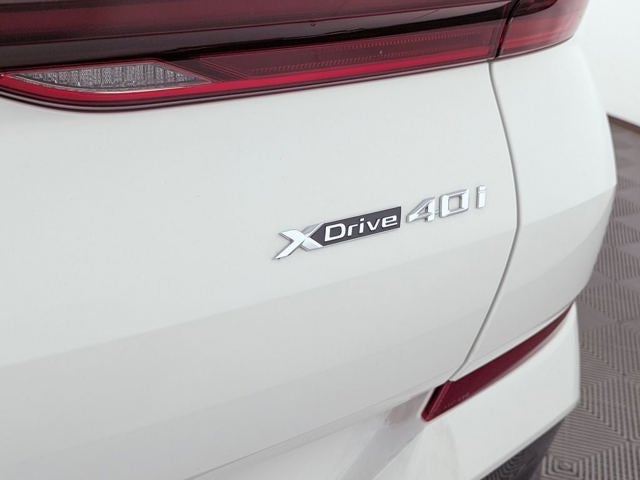 2026 BMW X6 xDrive40i