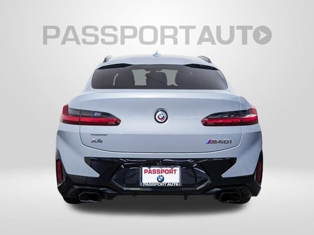 2023 BMW X4 M40i