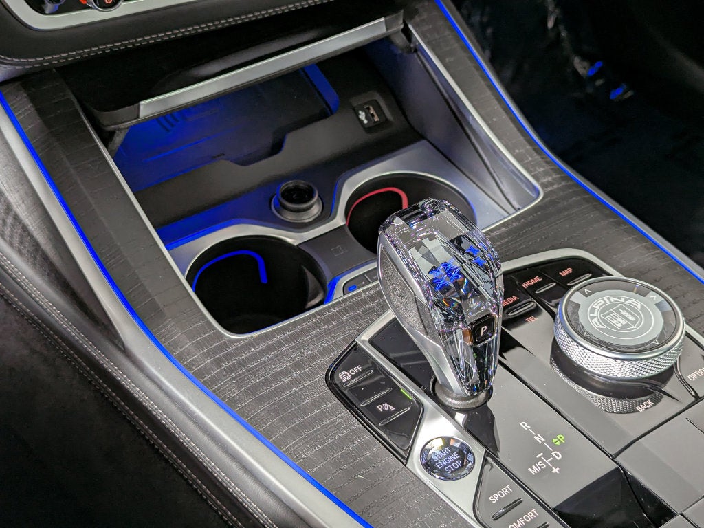 2026 BMW B7 ALPINA XB7