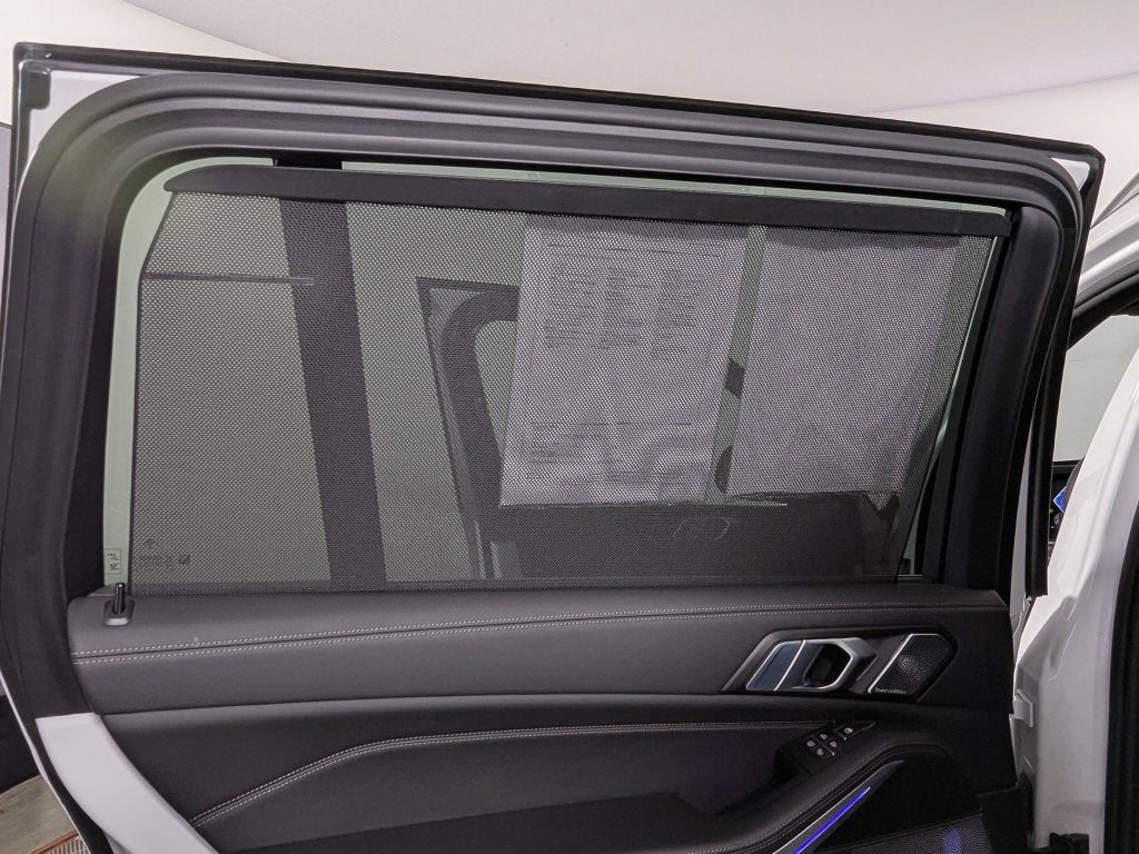 2026 BMW B7 ALPINA XB7
