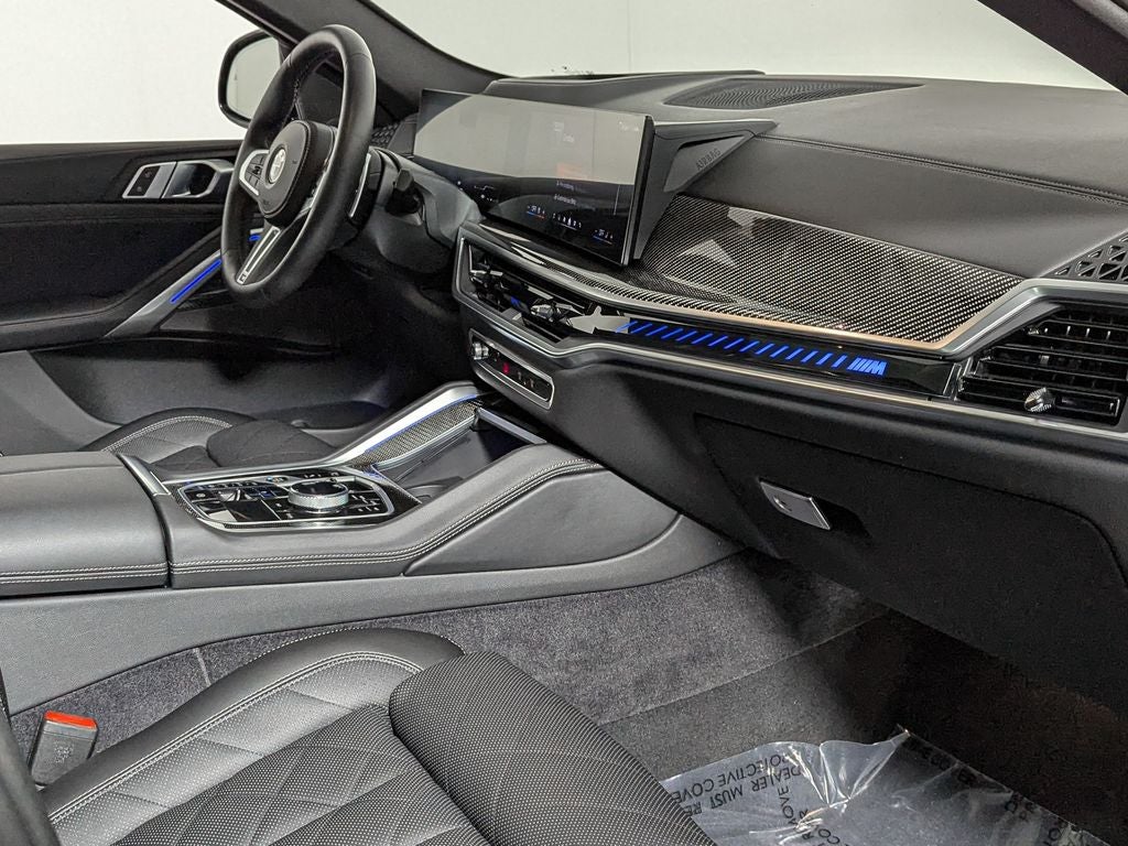 2024 BMW X6 M60i
