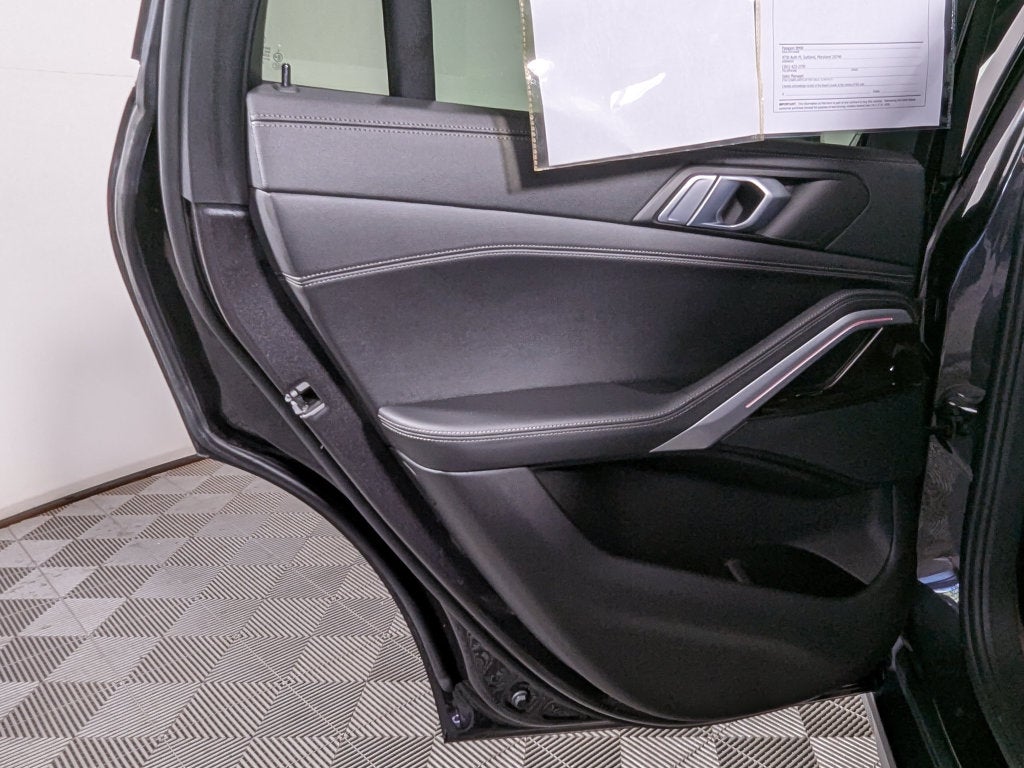 2021 BMW X6 sDrive40i