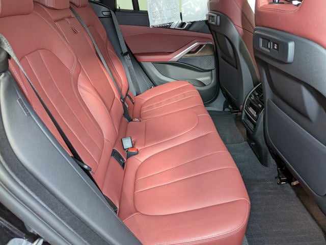 2022 BMW X6 xDrive40i