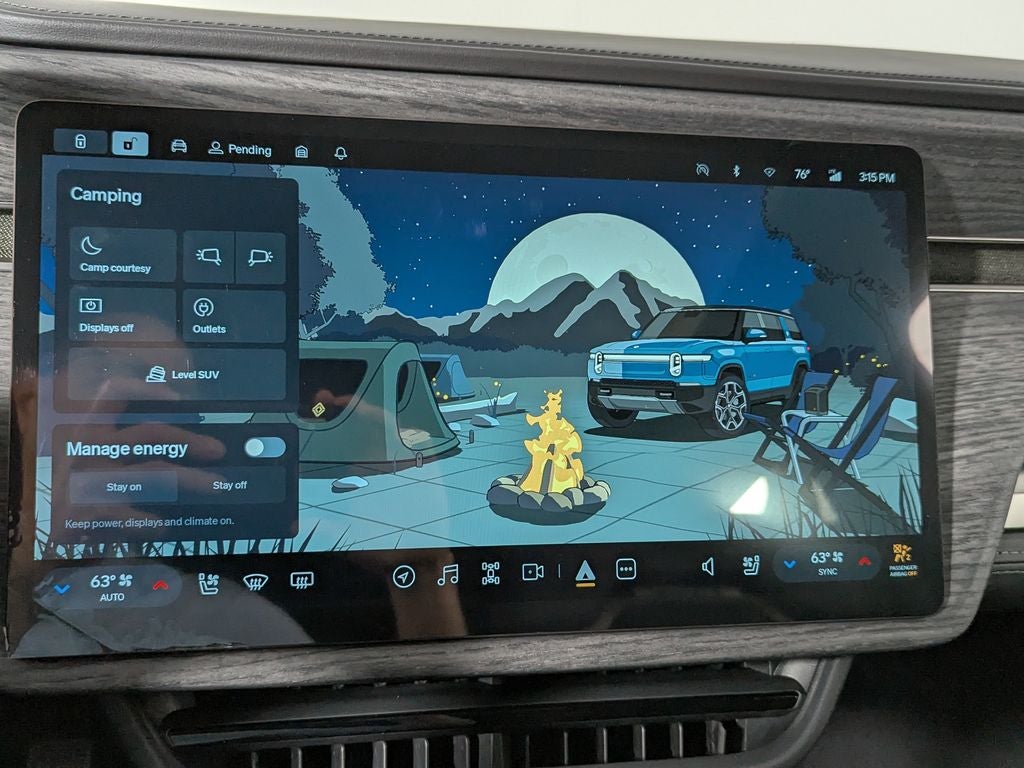 2026 Rivian R1S Base