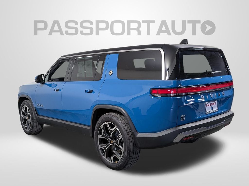 2026 Rivian R1S Base