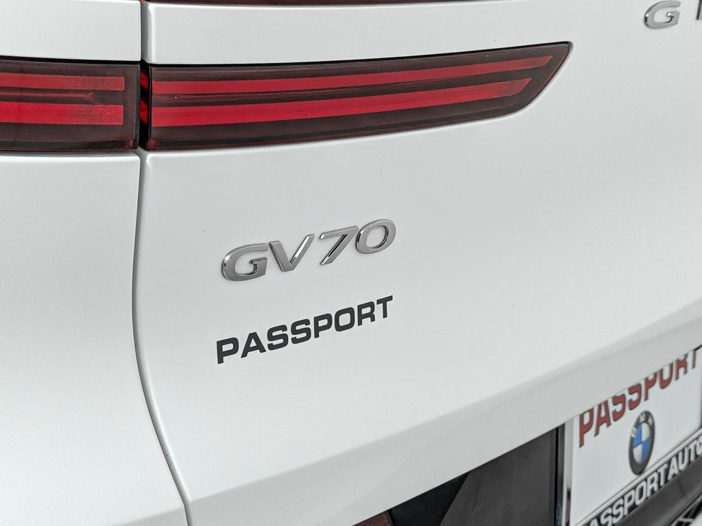 2023 Genesis GV70 2.5T