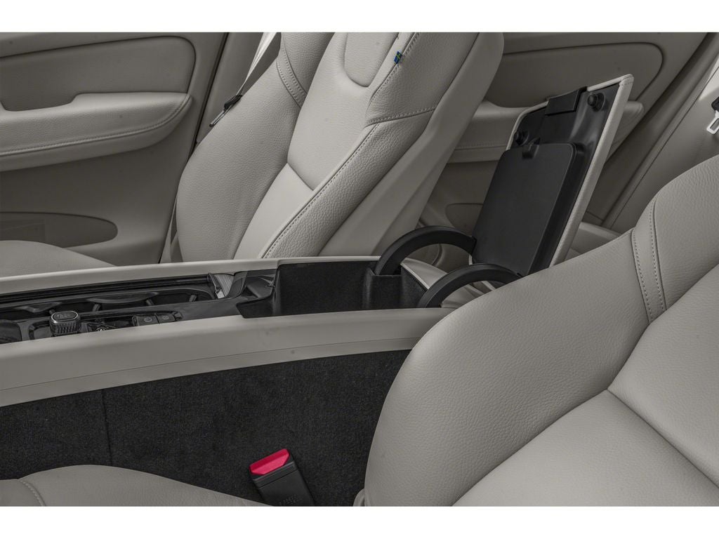 2019 Volvo XC60 T5 R-Design