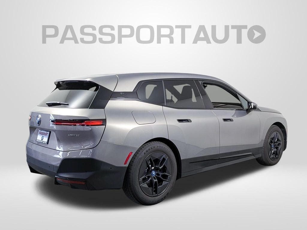 2025 BMW iX xDrive50
