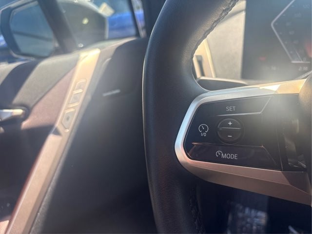 2025 BMW iX xDrive50