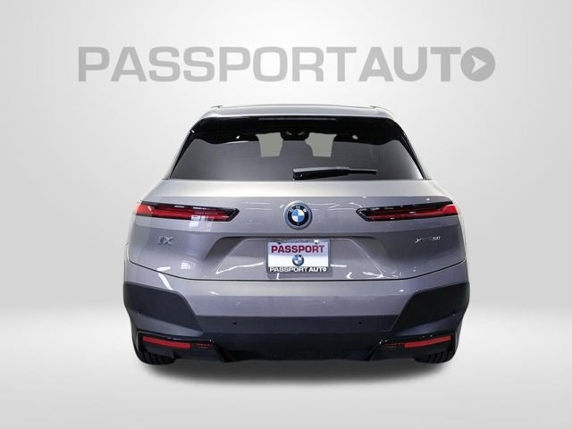 2025 BMW iX xDrive50