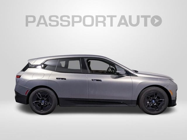 2025 BMW iX xDrive50