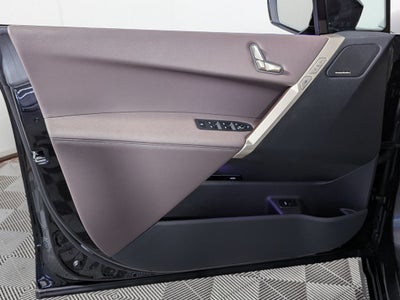 2025 BMW iX xDrive50