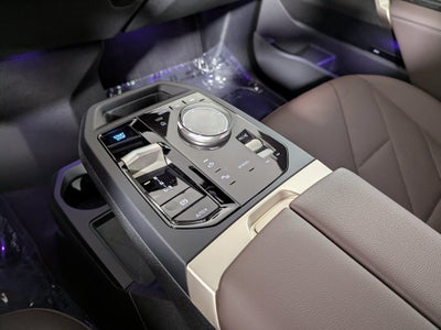 2025 BMW iX xDrive50