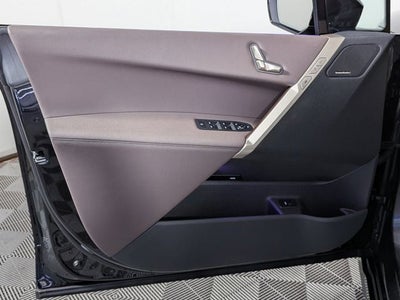 2025 BMW iX xDrive50