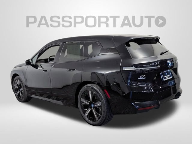2025 BMW iX xDrive50