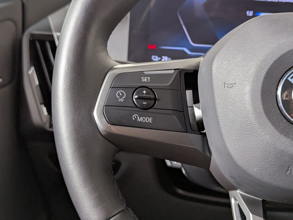 2025 BMW iX xDrive50