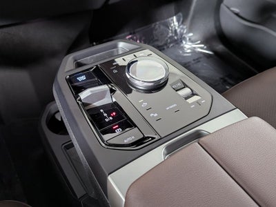 2025 BMW iX xDrive50