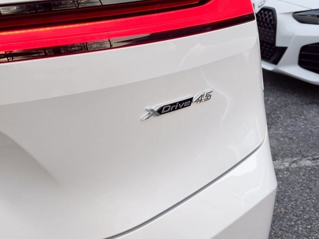 2026 BMW iX xDrive45