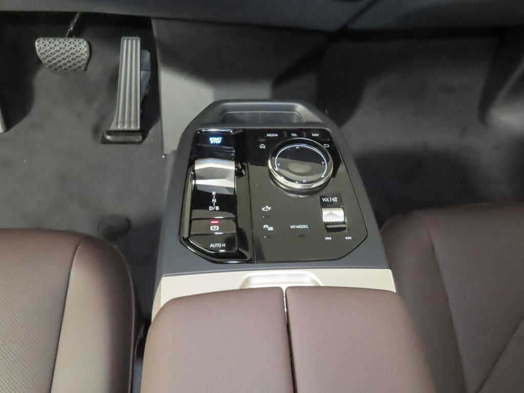 2026 BMW iX xDrive45