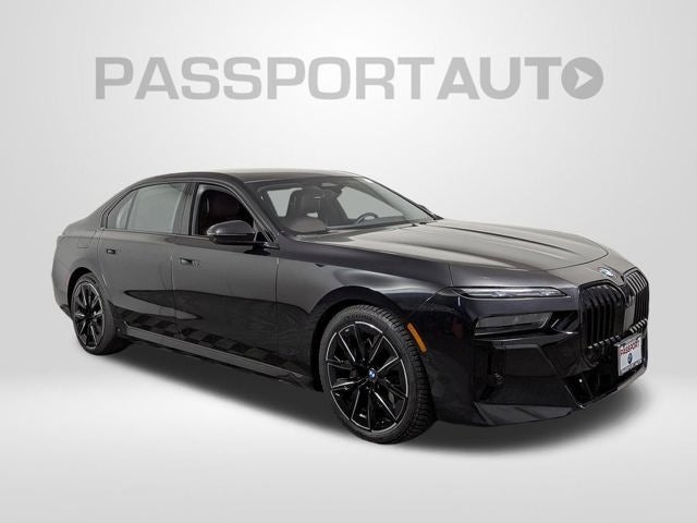 2023 BMW 740i 740i