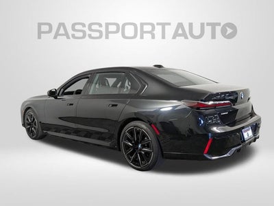 2023 BMW 740i 740i