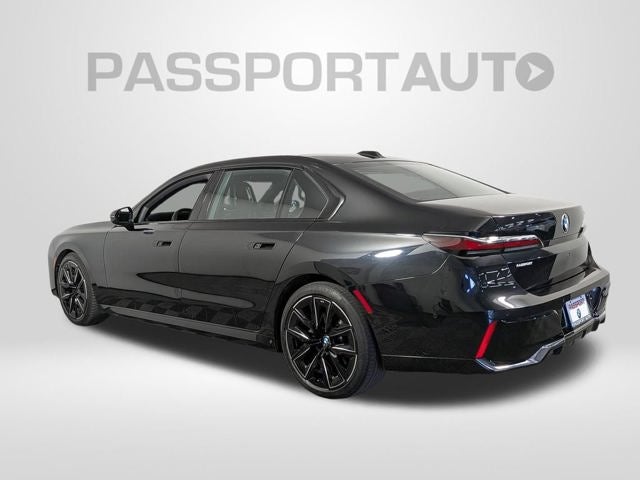 2023 BMW 740i 740i