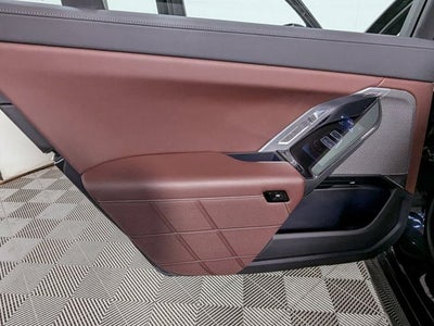 2023 BMW 740i 740i