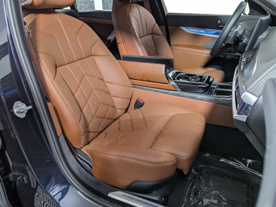 2023 BMW 740i 740i