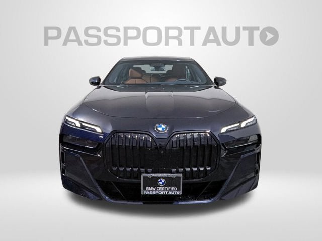 2023 BMW 740i 740i