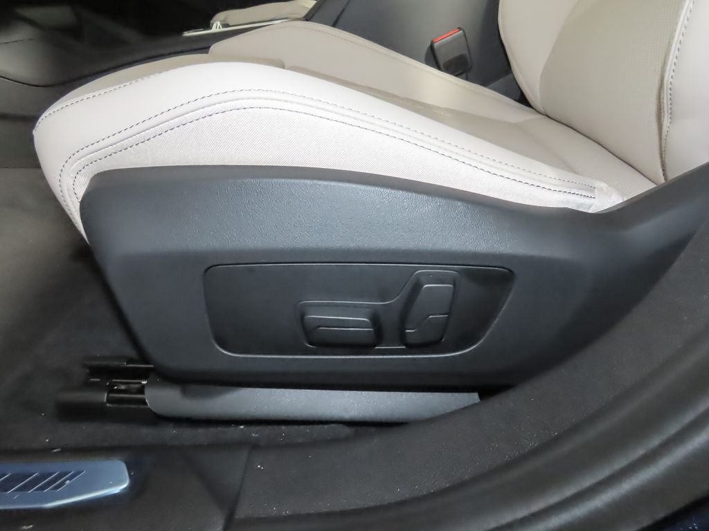 2025 BMW 235i M235i xDrive