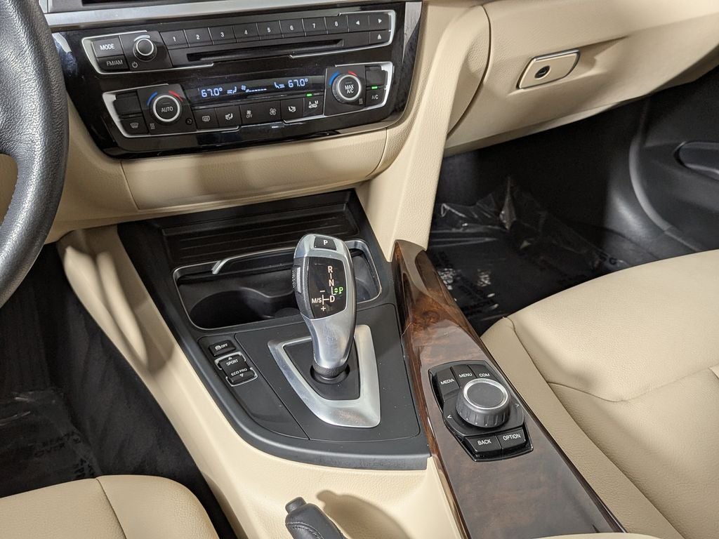 2018 BMW 320i 320i