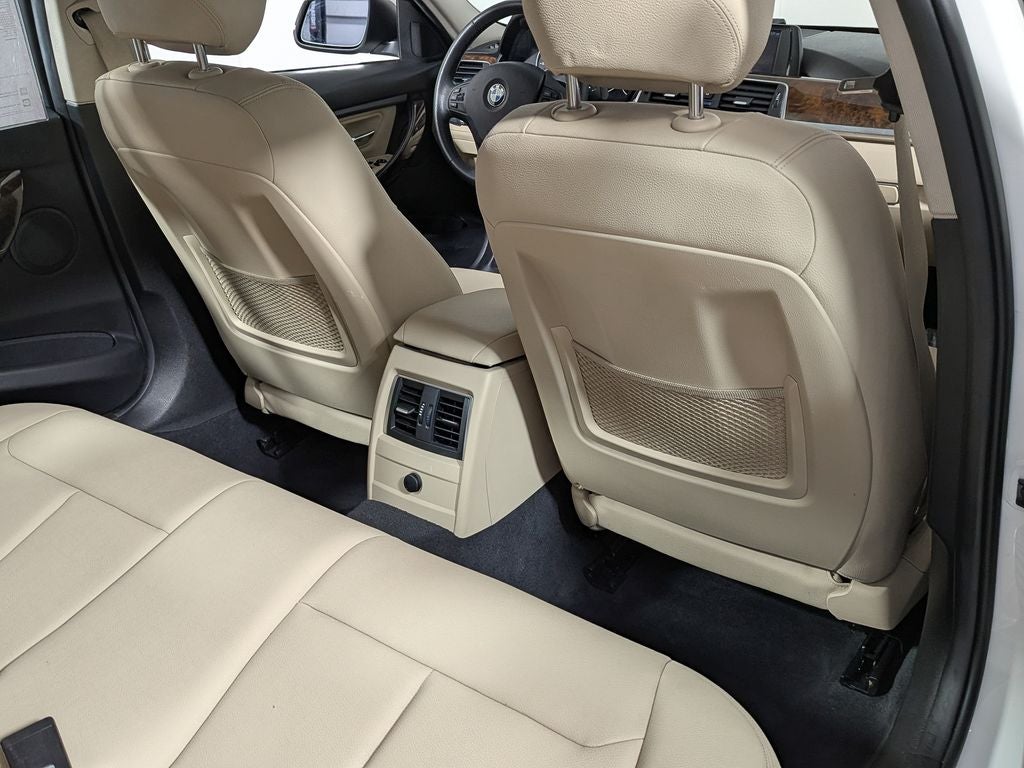 2018 BMW 320i 320i
