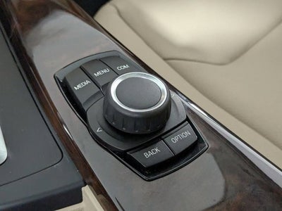 2018 BMW 320i 320i