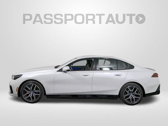 2025 BMW i5 xDrive40 xDrive40