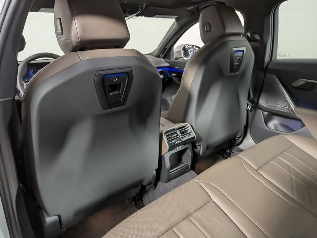 2025 BMW i5 xDrive40 xDrive40