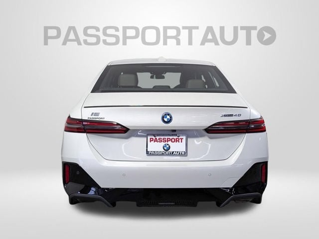 2025 BMW i5 xDrive40 xDrive40