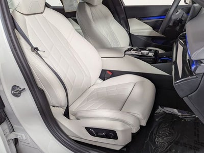2025 BMW i5 xDrive40 xDrive40